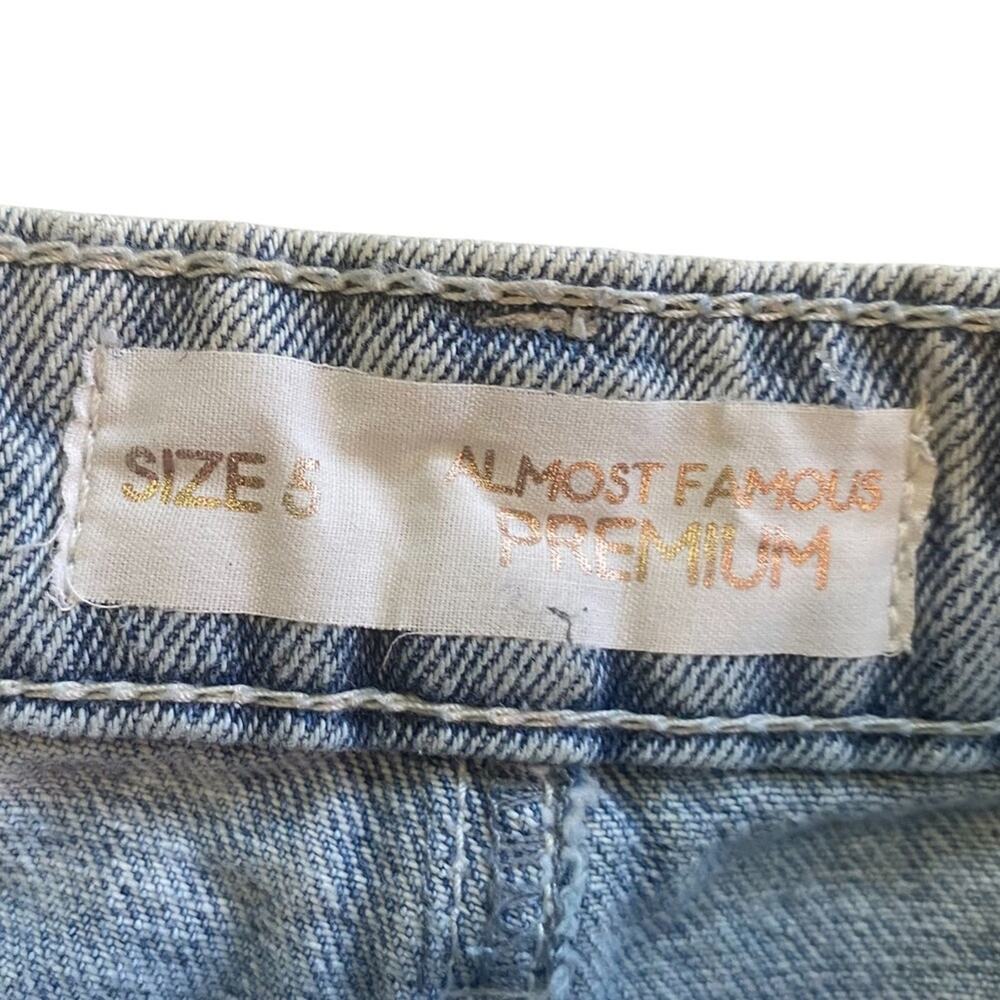 Almost Famous Premium Distressed High Rise Shorts Sz 5 / 26 - Picture 5 of 5